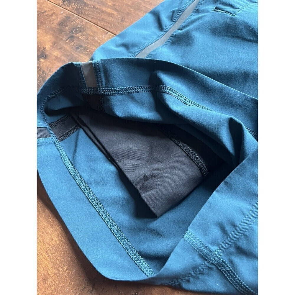 Lululemon Mens Casual Active Lined Work Out Shorts READ BELOW - Picture 9 of 9